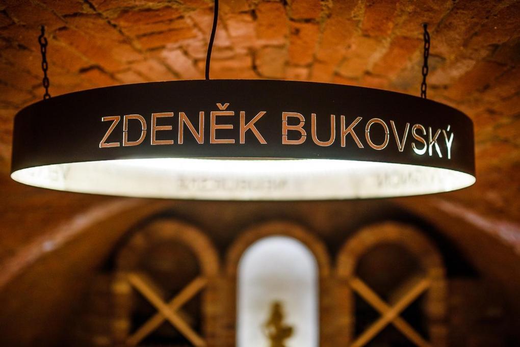 Apartman Pritluky - Zdenek Bukovsky Luaran gambar